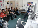 Exkursion zum Rasterelektronenmikroskop an der Hochschule Mittweida (FH)