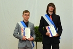 Tobias Weiß und Steven Kästner erhielten für ihre Leistungen im Leistungskurs Physik den Sonderpreis der Deutschen Physikalischen Gesellschaft.